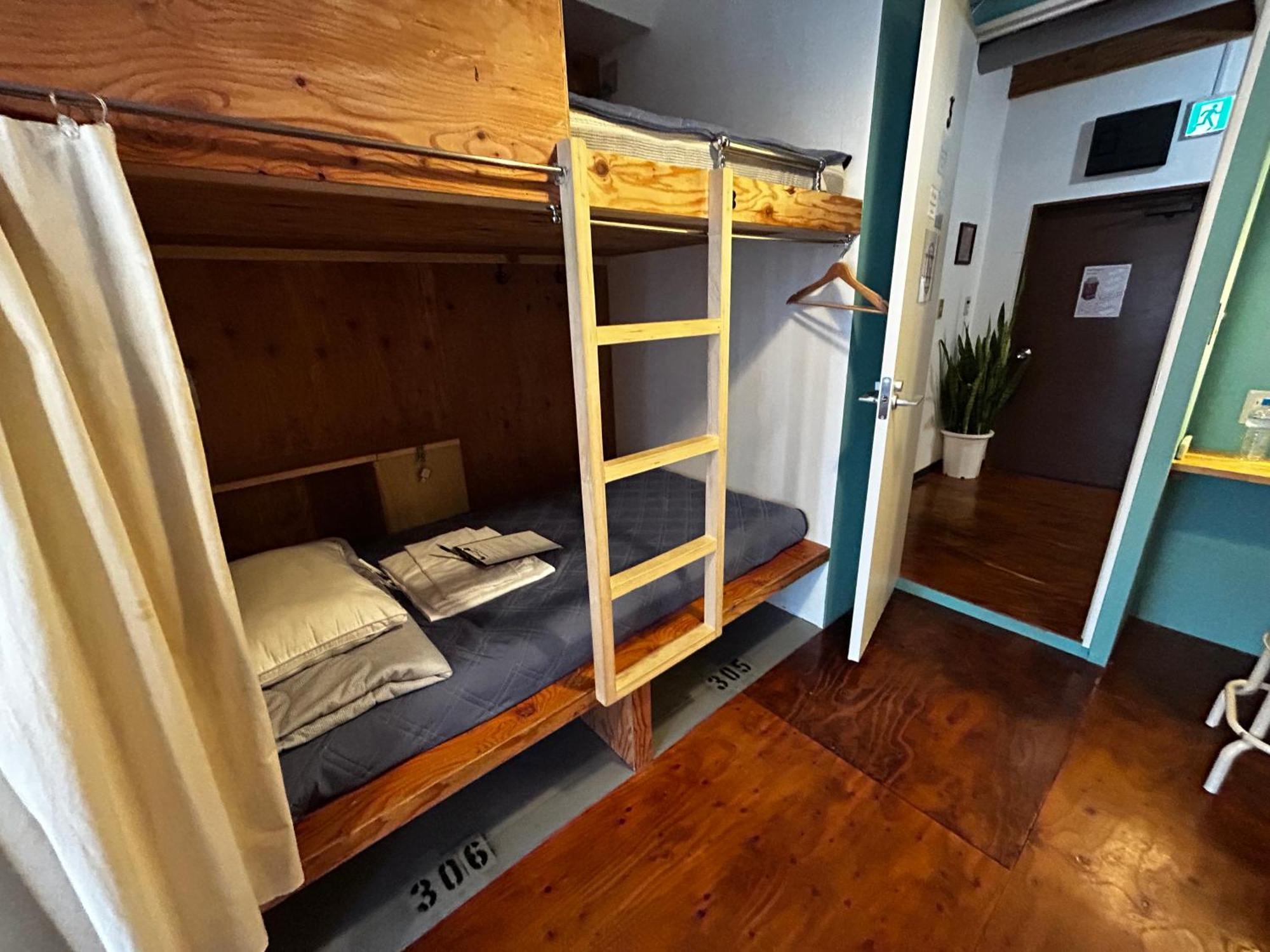 Hostel Bedgasm Токио Экстерьер фото